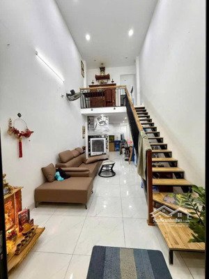 bán nhà gác lửng đúc kiệt 266 trường chinh giá 2,56 tỷ