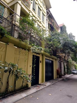 bán nhà tại đường lạc long quân 375m2, giá 94.5 tỷ. tây hồ