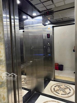 bán gâp ccmn triều khúc, thanh xuân, 63m², 7 tầng thang máy lô góc, sát phố. 13 ph kk. giá 10.5 tỷ.