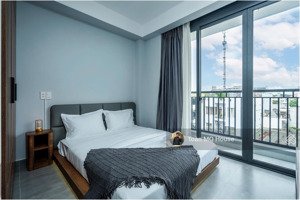 khai trương căn hộ studio ban công tách bếp mới 100%. ngay cầu kinh, gần đh gtvt. cam kết đúng hình
