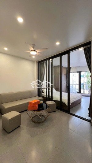 trống 2 phòng cuối 1 ngủ 1 khách