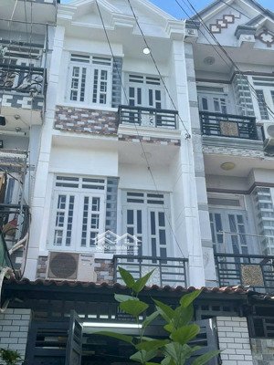 bán nhà đẹp tại phường tân thới hiệp, quận 12 cũ đúc một trệt, hai lầu