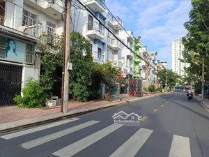 bán nhà mặt tiền đường nhựa 12m phạm thế hiển. q. 8, tích số đẹp 6x18m, 4 tầng mới đẹp, nhỉnh 11 tỷ