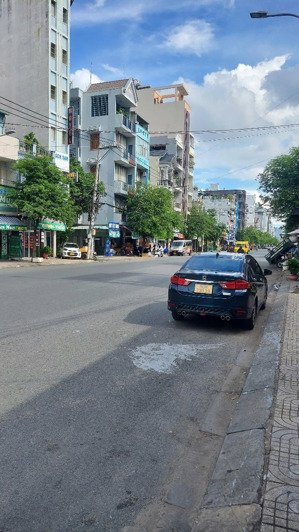 mặt tiền kinh doanh phạm văn bạch, tân bình,5x25m giá 18,5 tỷ