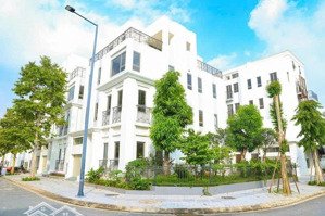 nhượng căn biệt thự góc sân vườn the manor 269m2 đông nam- tây nam