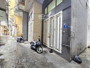 bán nhà riêng tại kim giang, định công, hoàng mai, hà nội, 8,95 tỷ, 35 m2, ô tô đỗ gần.