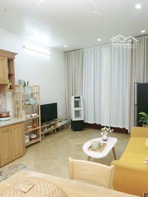 nhỉnh 5 tỷ hàng cực hiếm khu triều khúc