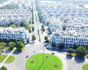 gấp!! liền kề góc sao biển 1 đường 52m hoàn thiện có thang máy, cho thuê 50 triệu vin 1 gia lâm