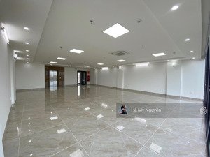 tôi cần cho thuê toà nhà dịch vọng 120m2 8 tầng có hầm, toà mới toanh, 80tr/th