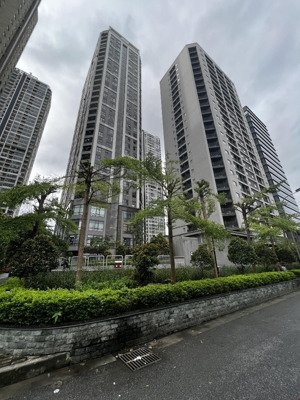bán sàn thương mại 125m2 tầng 1 vinata tower 289 khuất duy tiến, trung hòa, cầu giấy 11.9 tỷ tl