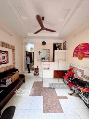 bán nhà 4x18m - 2 tẩng - giáp nguyễn sơn, giáp rang q. tân phú 