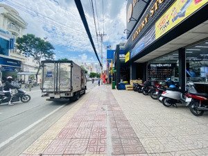 mặt tiền nguyễn thị thập quận 7 - đang cho thuê - 161m2 - 4 tầng - ngộp nh - giá 45.5 tỷ