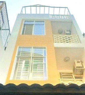 nhỉnh 7 tỷ sở hữu ngay nhà lý thái tổ q10. (3.5x14) shr/hoàn công 4tầng 6pn gần bệnh viện nhi đồng1