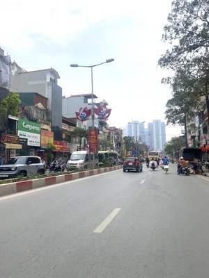 nhà đẹp lô góc vạn phúc - hà đông 40m2 - 5t thang máy chỉ 7,6 tỷ