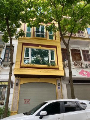 hàng kín!, 46,3m2 - 21,3 tỷ - 5 tầng hoàng đạo thúy - gara oto - vỉa hè 5m - kinh doanh sầm uất