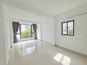 bán nhà đẹp, mới, có hoàn công, có thang máy, mặt tiền đường hoàng hoa thám, nha trang, khánh hòa