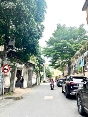 Bán nhà HXH Nguyễn Văn Trỗi Phú Nhuận, 4 Tầng,lô góc, mới ở ngay, khu dân trí, 62m2, 12.85 Tỷ