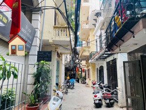 5.99 tỷ chính chủ bán nhà đống đa - dân xây - diện tích 26/30m - 6 tầng - 4 phòng ngủ 