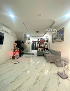 bán nhà 2 tầng linh chiểu, 56m2, gần đại học ngân hàng.