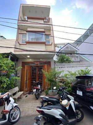 gấp bán nhà 4 tầng-đường an dương vương sát quận 6-mặt tiền đường nhựa 8m-4x16-nhỉnh 5 tỷ