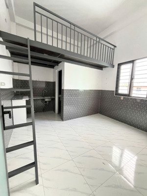 phòng trọ mới xây_đi bộ tới đại học công thương_lê trọng tấn