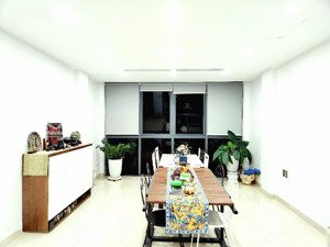 kim đồng - giải phóng - mặt phố - 70m2 mt 6m 6t thang máy - thông sàn - 2x tỷ