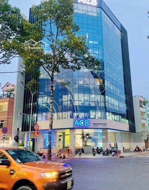 siêu phẩm tòa chdv hầm 10 tầng mt nguyễn văn quá! dt: 30 x 37m - hđt: 500tr/th. giá: 90 tỷ