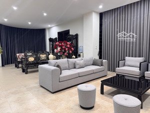 biệt thự đơn lập đường hoa lan, mặt sông rộng, 2 mặt tiền, diện tích 320m2
