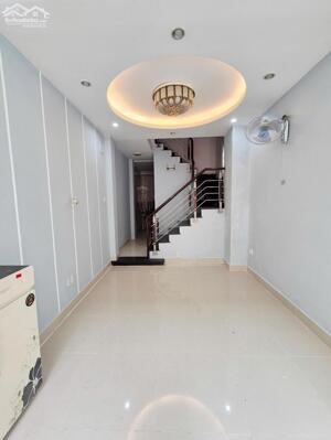 Khu Nguyễn Bặc chỉ 7.4 Tỷ TL, HXH 5m thông, nhà 5 tầng, 3.2x11m, 35m2