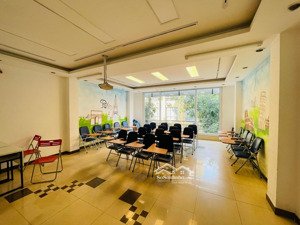 tôi cần bán, nhà mặt phố kinh doanh, 6 tầng, thang máy, quan hòa, 65m2, 25 tỷ, 