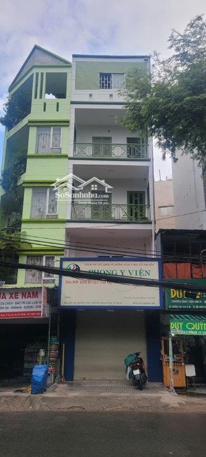 cho thuê nhà mặt tiền 1 trệt ,4 lầu đường trường sơn quận 10 dt:4.2x11m giá thuê 38tr/th