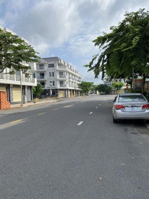 cần bán gấp lô đất tái định cư phường bửu long