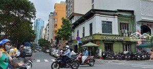 xuất cảnh bán gấp nhà góc 2 mặt tiền đương nguyễn gia trí ,dt 8x20 vi trí để kinh doanh lý tưởng