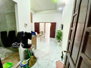 căn hộ 2 phòng ngủ không giới hạn xe người ở gần đại học bách khoa, kinh tế ueh quận 10 tân bình