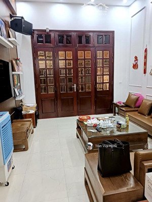 hiếm nhà bán phố thái hà - chỉ 7.9 tỷ nhà 4 tầng đẹp sẵn ở - ngõ thông ba gác đua
