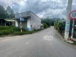 đất chánh phú hoà 1 sẹc dt741 vào 40m,diện tích 10x36 chưa thổ cư,giá chỉ 2,3 tỷ rẻ nhất khu