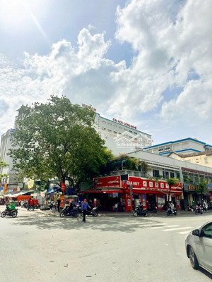 bán nhà hẽm xe hơi điện biên phủ p. 25 bình thạnh . lh/ điệp 