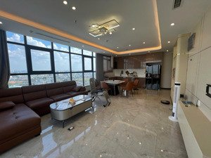 1 căn penthouse duy nhất còn lại tại happy one premier 3pn - 3wc hoàn thiện full nội thất. đã có sổ