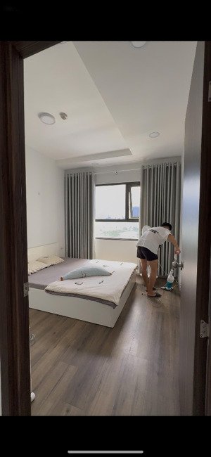 cần cho thuê căn hộ pegasut 2 quận 8 dt51m2,1pn,1wc, nhà trống giá 8tr/th.lh phan đăng