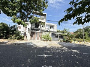 bán lô đất sát trường đại học fpt với giá rẻ nhất thị trường hiện tại