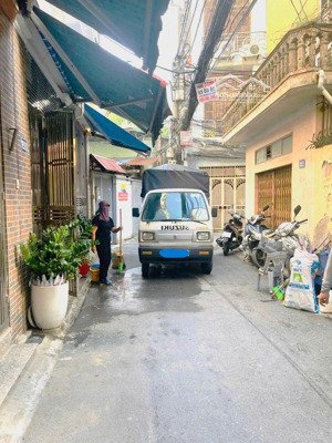 8.33 tỷ-34m2-ô tô-kd-4 tầng-4 ngủ-trương định-bờ sông sét