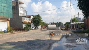 bán gấp lô đất 16m*20m full thổ cư, mặt tiền nguyễn ảnh thủ, gần chợ bà điểm