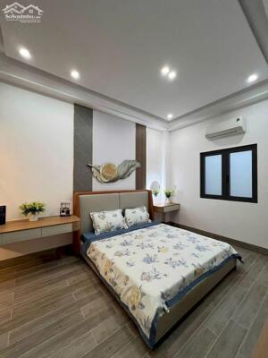 SIÊU HOT NHÀ CHÍNH CHỦ GẦN CHỢ BÌNH CHÁNH 1 TRỆT 1 LẦU SHR CHỈ 2.1 TỶ