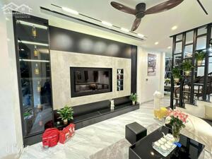 Bán nhà phố Phương Mai 42m2 xây 4 tầng đẹp long lanh ô tô vào chỉ 10.8 tỷ hiếm Đống Đa