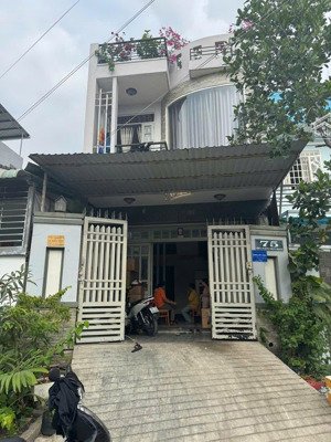 bán gấp nhà phố kdc gia hòa ấp 5 phong phú, bình chánh. 5x19m gồm 1tr 1l sân thượng. giá 6tỷ4 tl