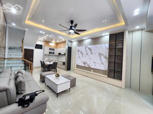 Cần bán căn Nhà ở sau Cây Xăng Việt Hùng. Chân cầu An Dương. diện tích : 51m2 x 3 tầng độc lập