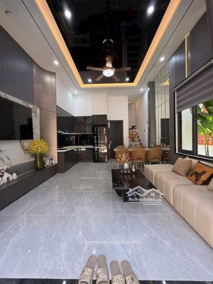 bán nhanh! nhà thái thịnh, lô góc, ngõ nông, sát phố, 20m ô tô, kinh doanh, 44m2*5t, mt 4.2m