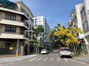 bán nhanh căn góc 2 mặt tiền, nhà 3.5 tầng xây thô hud - b. bồ sơn võ cường tp bắc ninh