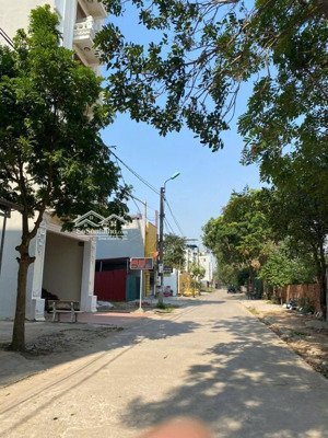 bán siêu phẩm đấu giá 100m2 tại tráng việt - mê linh. kinh doanh lộc lá mọi mặt hàng