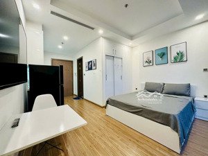 chính chủ cần bán gấp căn studio, 28m2 nhà full đồ mới thiết kế đẹp view hồ green bay